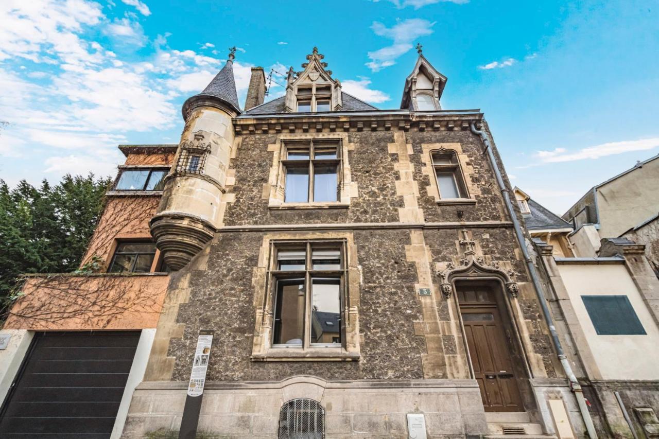 Tournelles Vue Cathedrale- Maison Climatisee Du Xvie Siecle Classee Apartment Reims Bagian luar foto