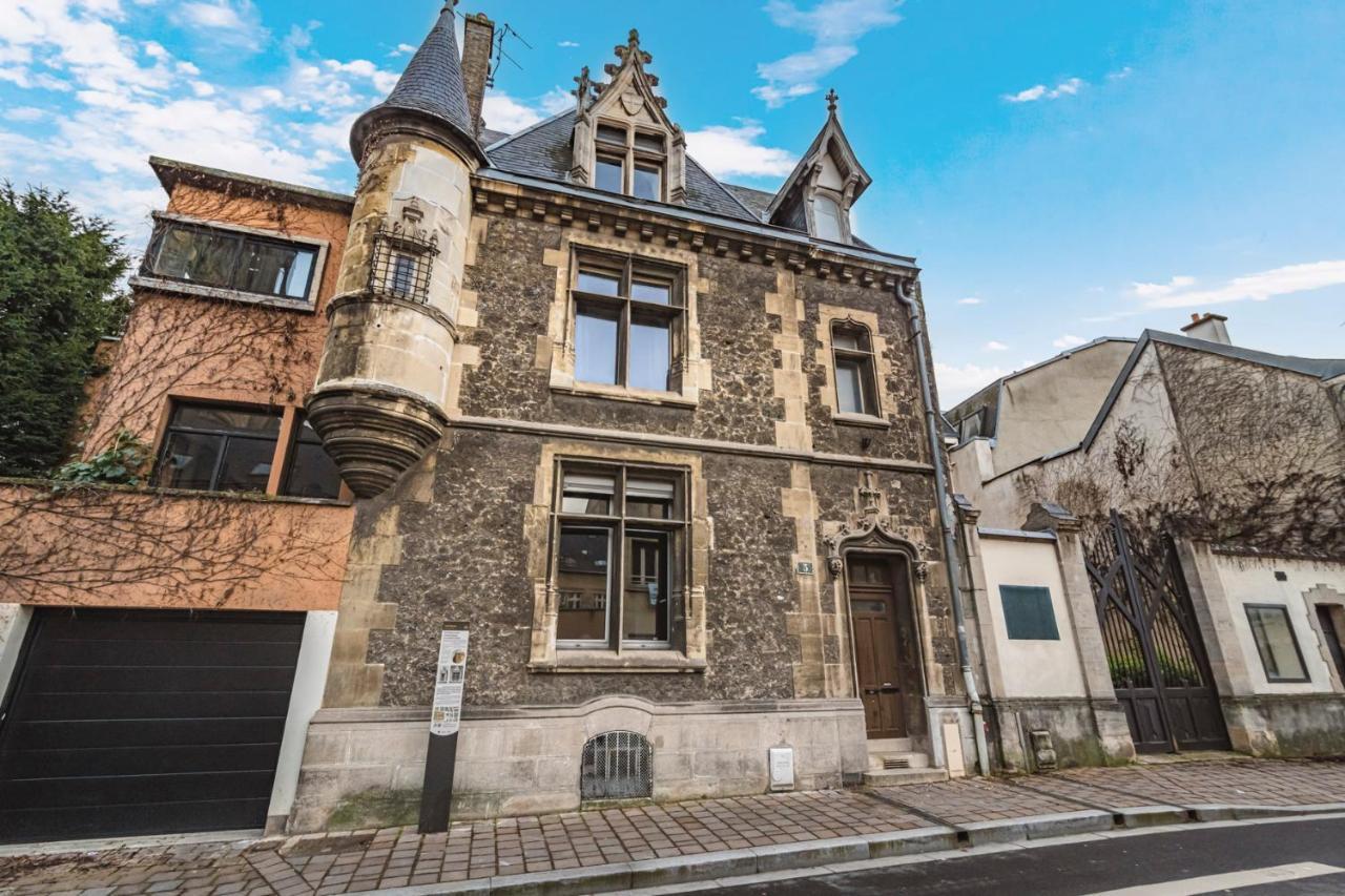 Tournelles Vue Cathedrale- Maison Climatisee Du Xvie Siecle Classee Apartment Reims Bagian luar foto